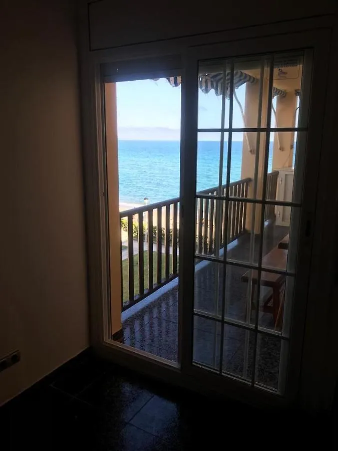 50 Metros De La Playa Apartment Coma-ruga Spain